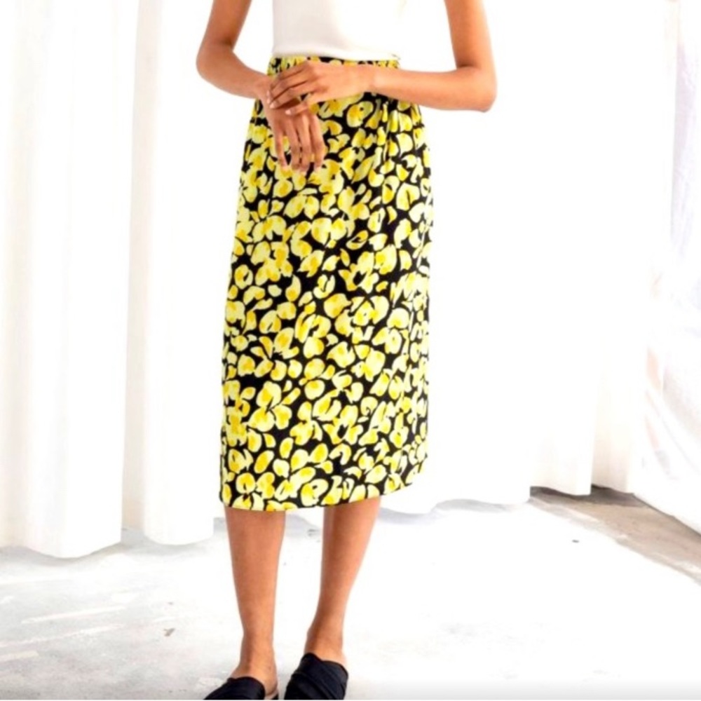 & other stories black yellow floral midi skirt pockets 6
